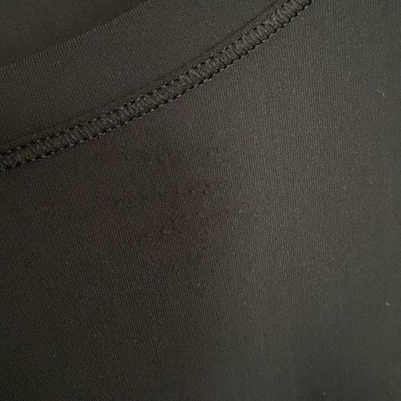 Lululemon Pleated Tee! - Picture 5 of 5